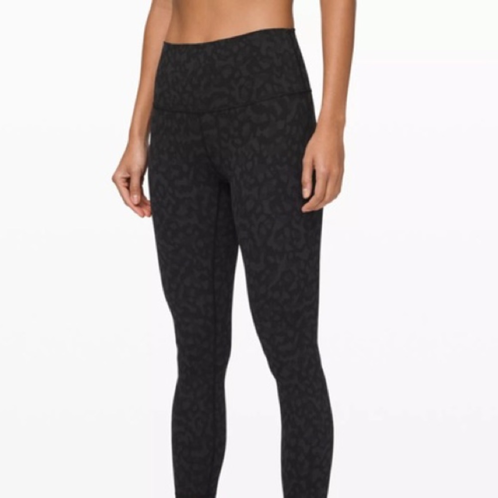 Lululemon Sz 2 spotted Align leggings 28”